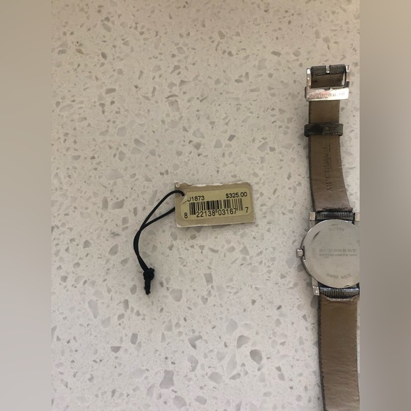 Burberry women’s silver classic checker gray plaid print watch - Picture 9 of 10